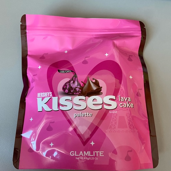 Hershey’s kisses lava cake palette - Picture 1 of 2